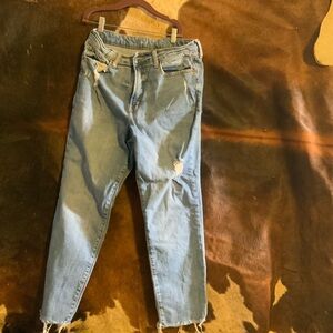 Old Navy Light Blue Distressed Ankle Jeans